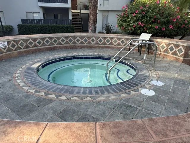 18645 Hatteras, Tarzana, CA 91356