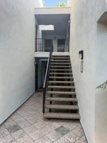 18645 Hatteras, Tarzana, CA 91356