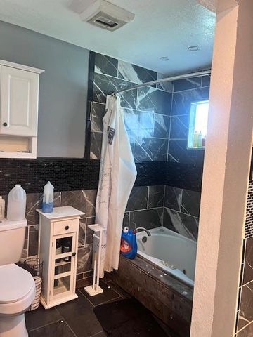 9460 S Century Oak Road, Salinas, CA 93907