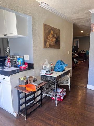 9460 S Century Oak Road, Salinas, CA 93907