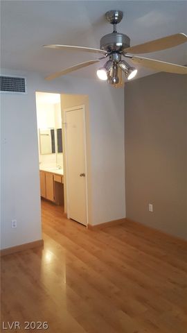 8070 RUSSELL Road 1010, Las Vegas, NV 89113