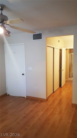 8070 RUSSELL Road 1010, Las Vegas, NV 89113