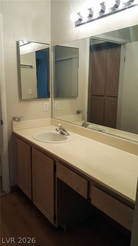 8070 RUSSELL Road 1010, Las Vegas, NV 89113