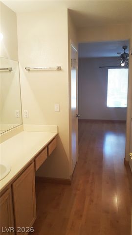 8070 RUSSELL Road 1010, Las Vegas, NV 89113