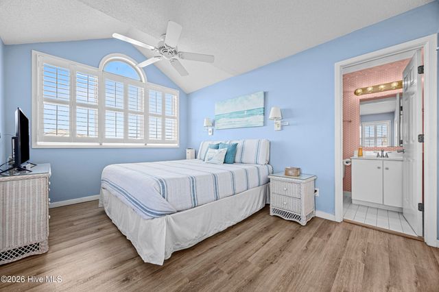 2123 Inlet Avenue B, Holly Ridge, NC 28445