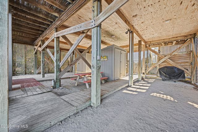 2123 Inlet Avenue B, Holly Ridge, NC 28445