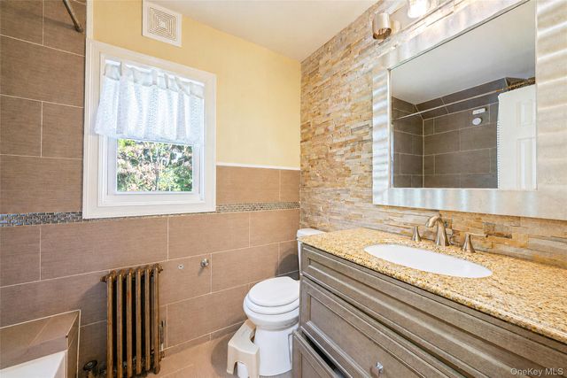 695 Front Street, Hempstead, NY 11550