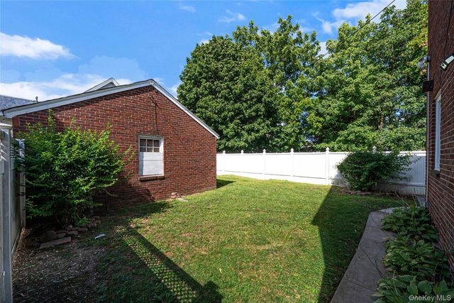 695 Front Street, Hempstead, NY 11550