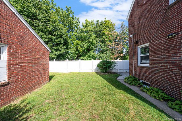 695 Front Street, Hempstead, NY 11550