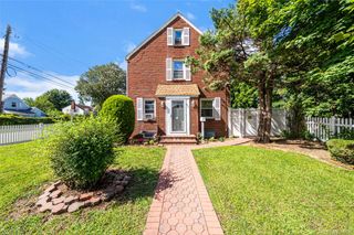 695 Front Street, Hempstead, NY 11550