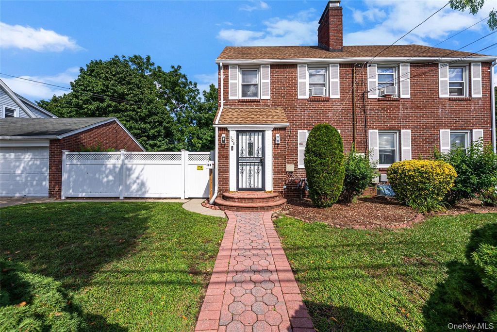 695 Front Street, Hempstead, NY 11550 — photo 3