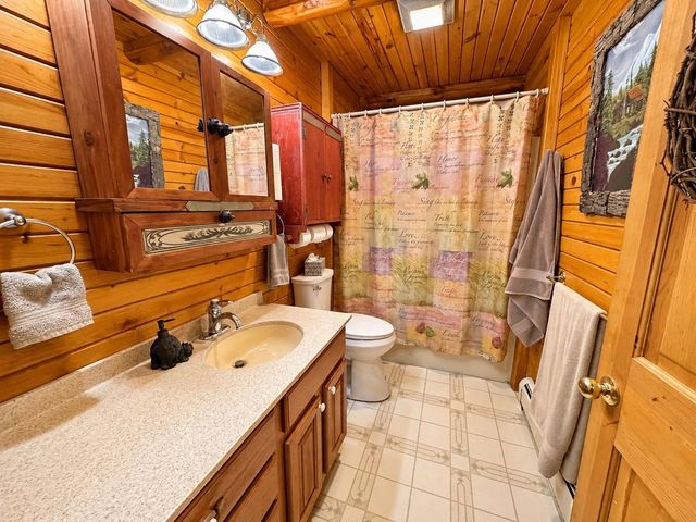 856 Matteson Road, Bennington, VT 05201