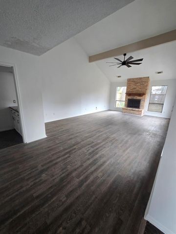 1746 Cloister Drive 12, Crosby, TX 77532