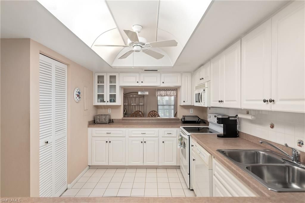 6979 Winkler RD 126, FORT MYERS, FL 33919 — photo 3