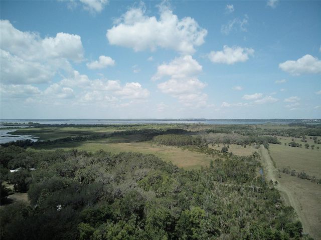 EMERALDA ISLAND ROAD, Leesburg, FL 34788
