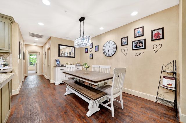 5055 Addison Circle 426, Addison, TX 75001