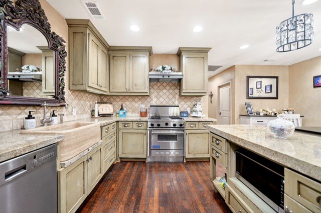 5055 Addison Circle 426, Addison, TX 75001