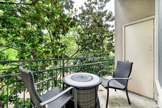 5055 Addison Circle 426, Addison, TX 75001