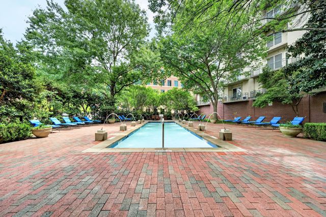 5055 Addison Circle 426, Addison, TX 75001