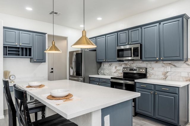 20858 N 90th Avenue, Peoria, AZ 85382