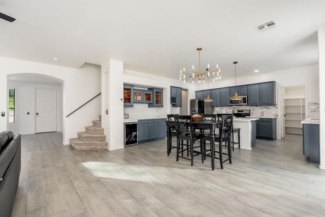 20858 N 90th Avenue, Peoria, AZ 85382