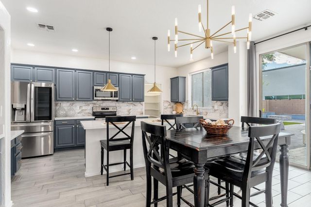 20858 N 90th Avenue, Peoria, AZ 85382