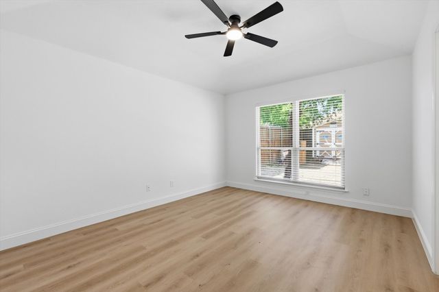 1140 W Hills Terrace, Saginaw, TX 76179