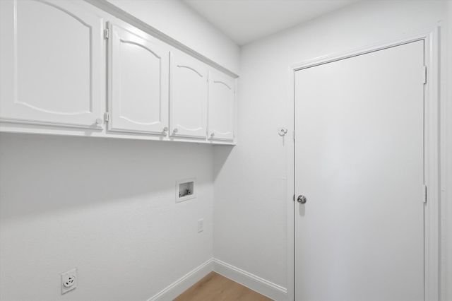 1140 W Hills Terrace, Saginaw, TX 76179