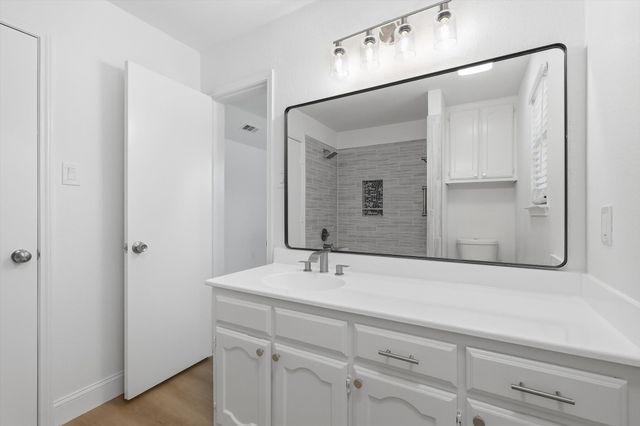 1140 W Hills Terrace, Saginaw, TX 76179