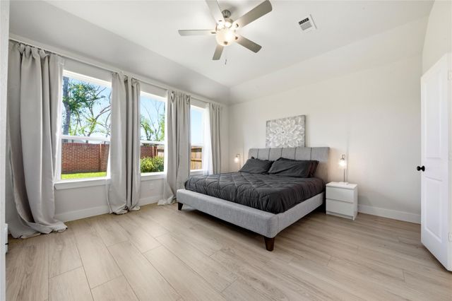 1223 Rolling Crest Drive, Missouri City, TX 77459