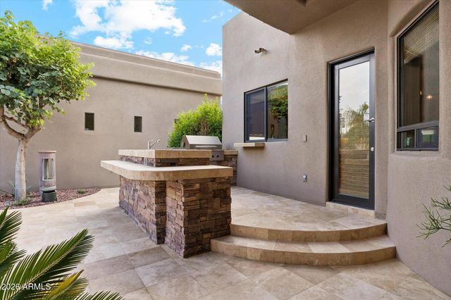 2559 E JADE Place, Chandler, AZ 85286