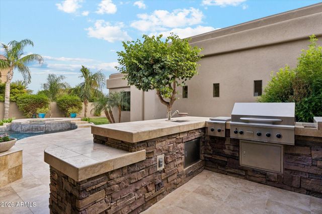 2559 E JADE Place, Chandler, AZ 85286