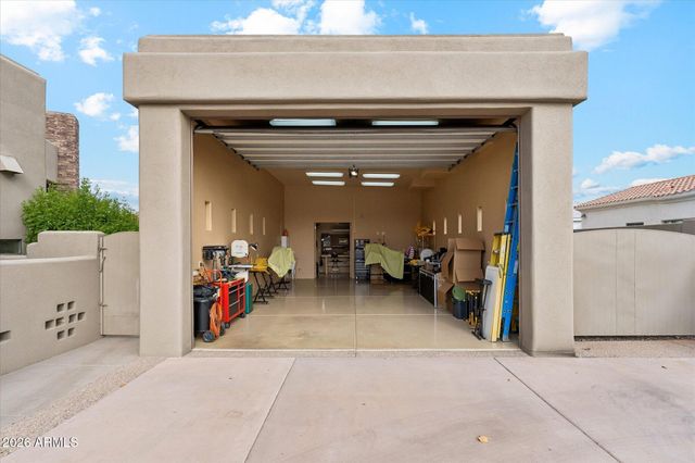 2559 E JADE Place, Chandler, AZ 85286