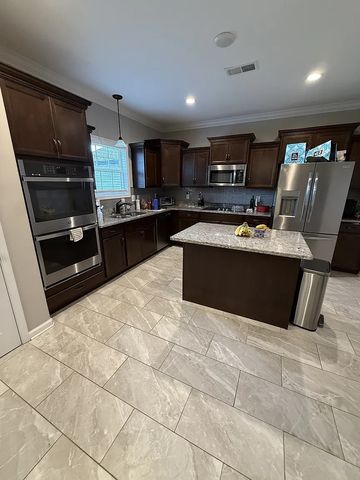 206 Elwell Rd, Clarksville, TN 37042