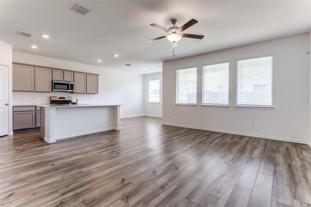 1207 Mesquite Lane, Princeton, TX 75407