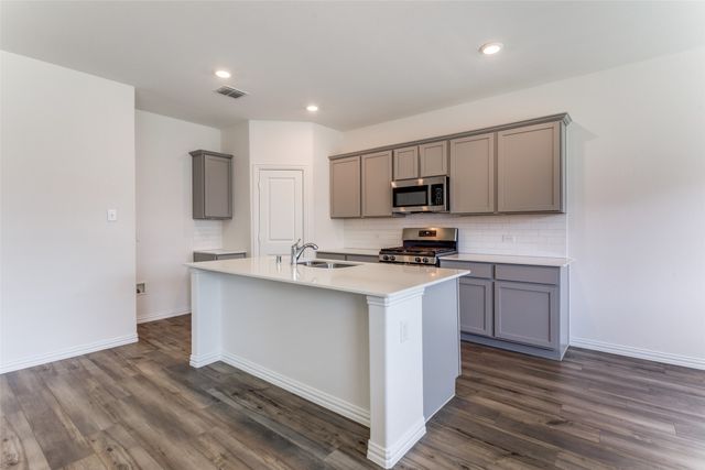 1207 Mesquite Lane, Princeton, TX 75407