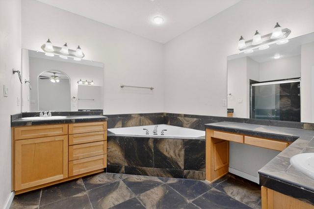 2904 River Willow Trail NW, Albuquerque, NM 87120