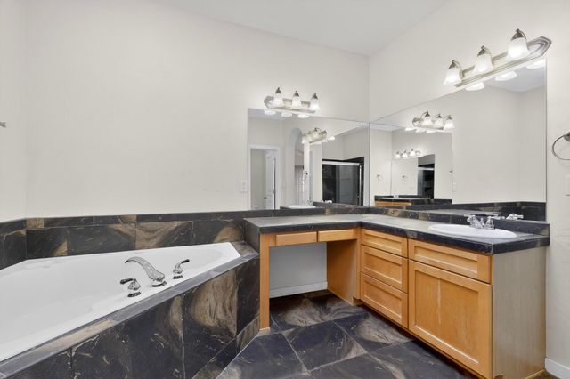 2904 River Willow Trail NW, Albuquerque, NM 87120