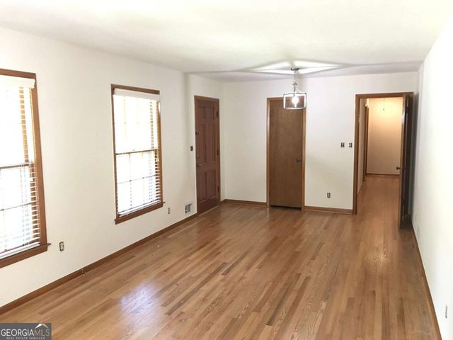 1321 Mary Dale Drive, Lilburn, GA 30047