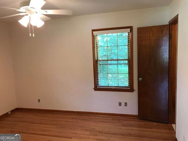 1321 Mary Dale Drive, Lilburn, GA 30047