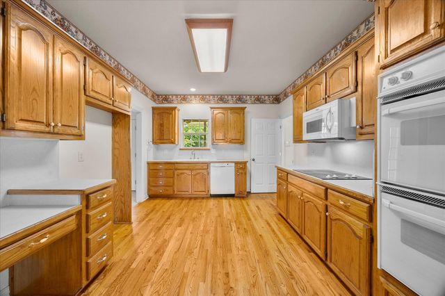 10495 Holly Creek Road, Terrell, TX 75160
