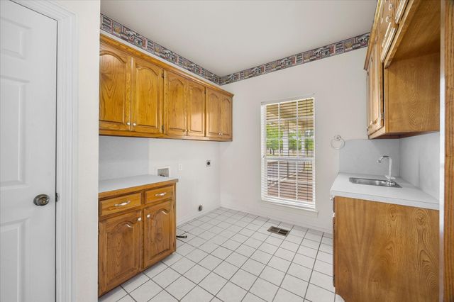 10495 Holly Creek Road, Terrell, TX 75160