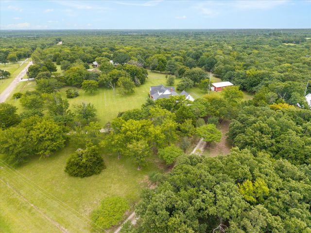 10495 Holly Creek Road, Terrell, TX 75160