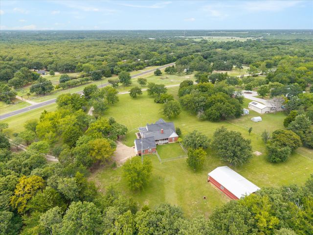 10495 Holly Creek Road, Terrell, TX 75160