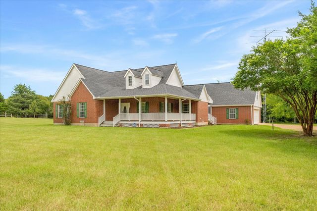 10495 Holly Creek Road, Terrell, TX 75160