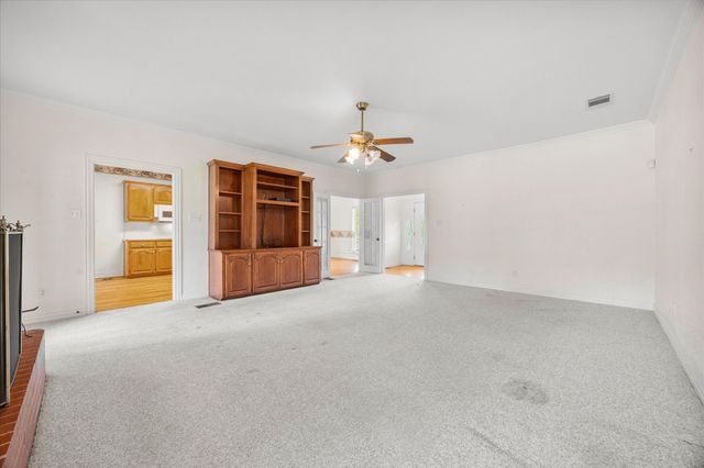 10495 Holly Creek Road, Terrell, TX 75160