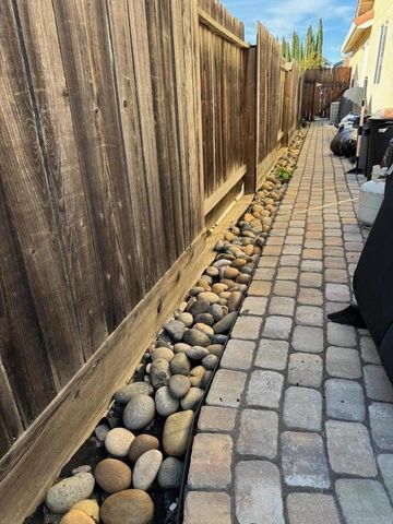 2171 Spruce Drive, Hollister, CA 95023