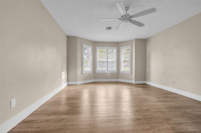 7114 Charred Pine Drive, Magnolia, TX 77354