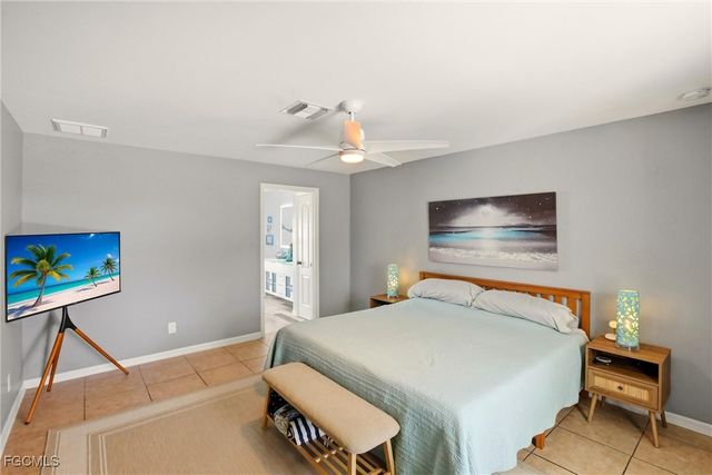 4306 NE 20th PL, Cape Coral, FL 33909