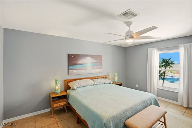 4306 NE 20th PL, Cape Coral, FL 33909